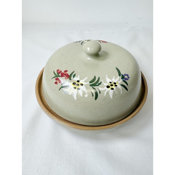 Vtg J Graf Stoob Austria GreyFloral Edelweiss Pottery Covered Butter Dish - Picture 1 of 13